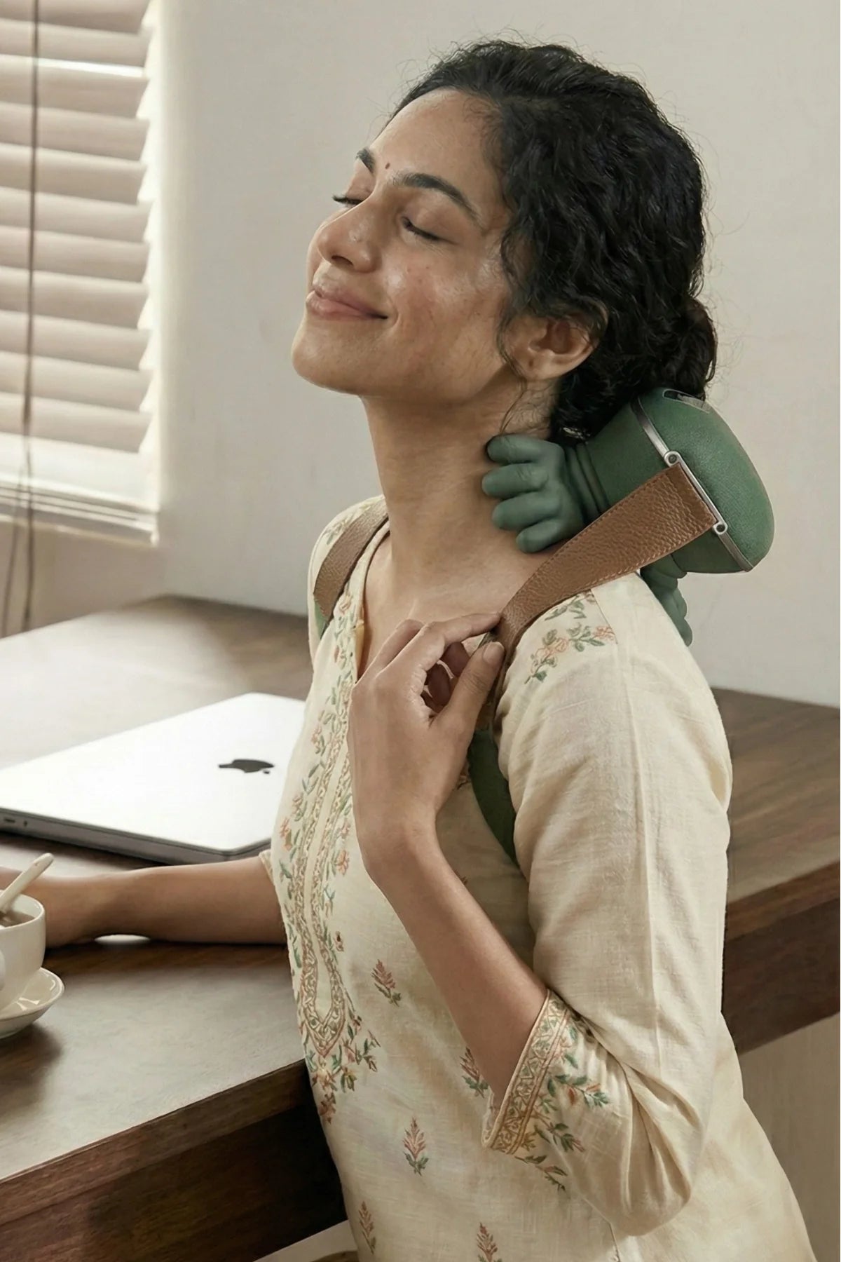 RK Comfort™ Deep Tissue Neck & Shoulder Massager